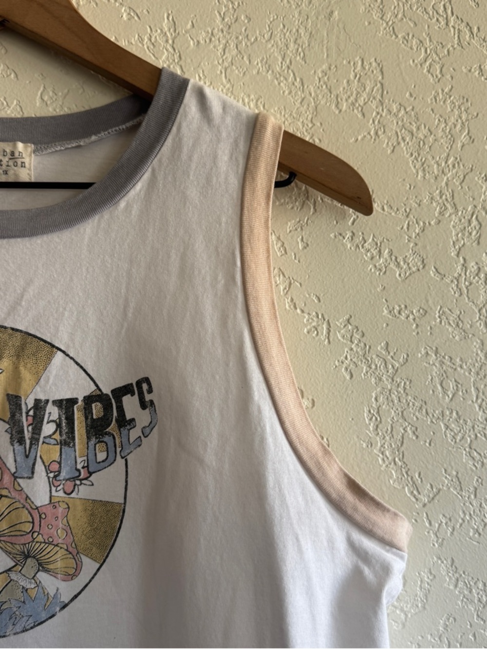 Urban Nation | Good Vibes tank top | 1X - Picture 2 of 5